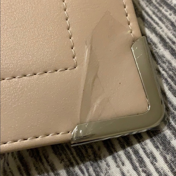 Light pink Nine West wristlet - brand new on sale - Picture 5 of 8